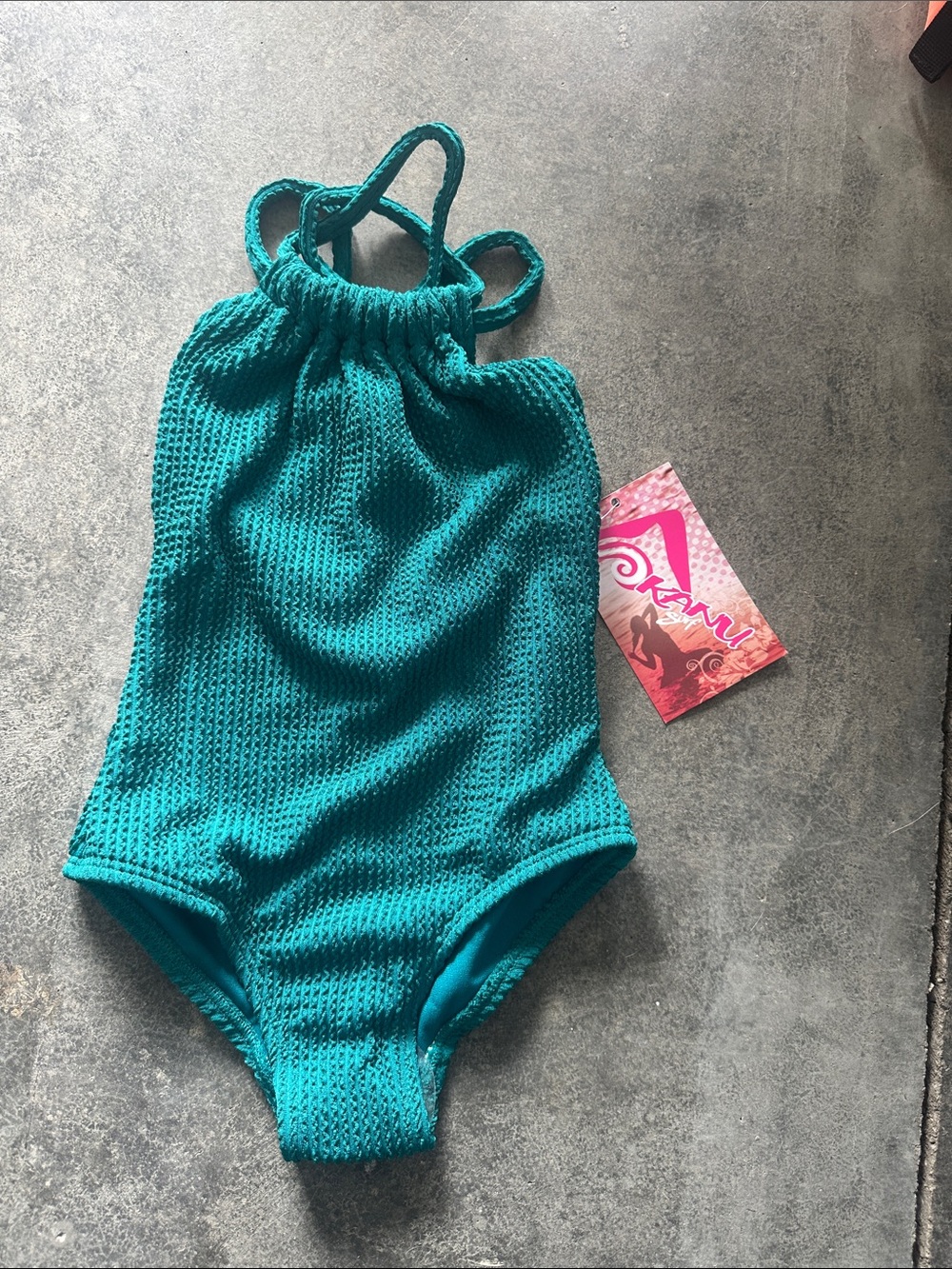 Kanu Surf Green Popcorn Solid Girls' Swimsuit Tag